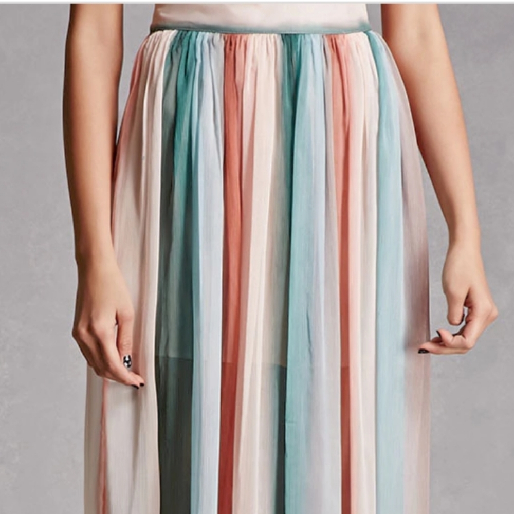 Sheer and colorfull maxi skirt - Picture 4 of 13